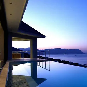 https://aqua-terra.hotels-capetown.com